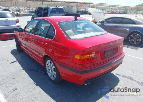 2002 BMW 330Xi z USA, uszkodzony, nr VIN WBAEW53472PG17017